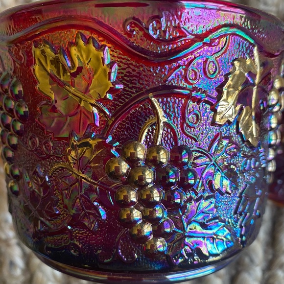FENTON ART GLASS LTD EDITION PRESIDENT’S COLLECTION COVERED BOX W/ GRAPE… - Picture 2 of 16